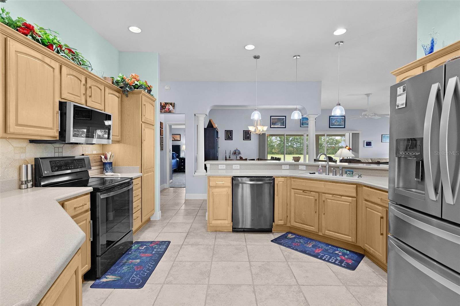 Image 19 of 75 For 4190 County Road 121d