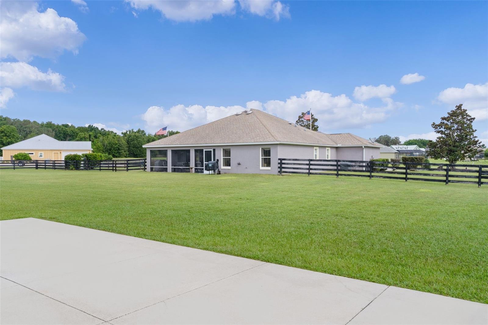 Image 40 of 75 For 4190 County Road 121d