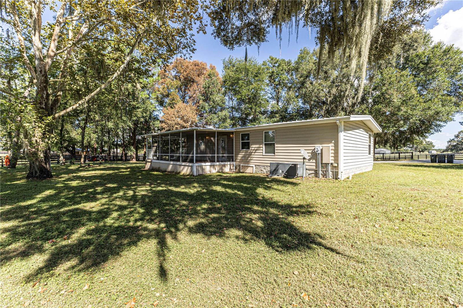 Image 70 of 84 For 2055 C 462  