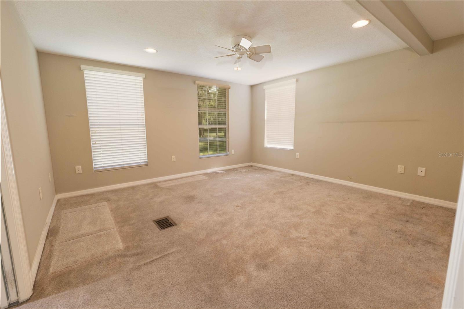 Image 77 of 84 For 2055 C 462  