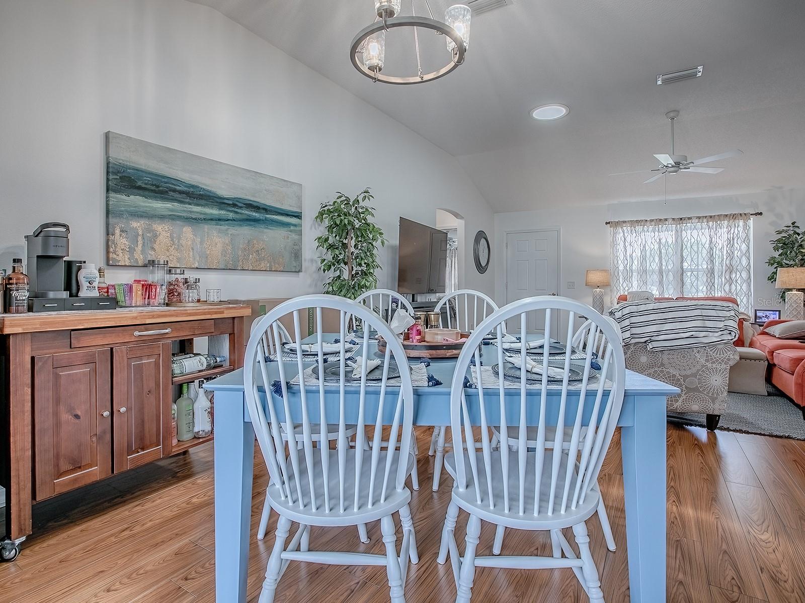 Image 10 of 41 For 2412 Merida Circle