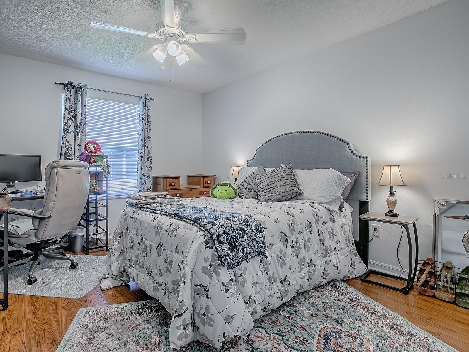 Image 20 of 41 For 2412 Merida Circle