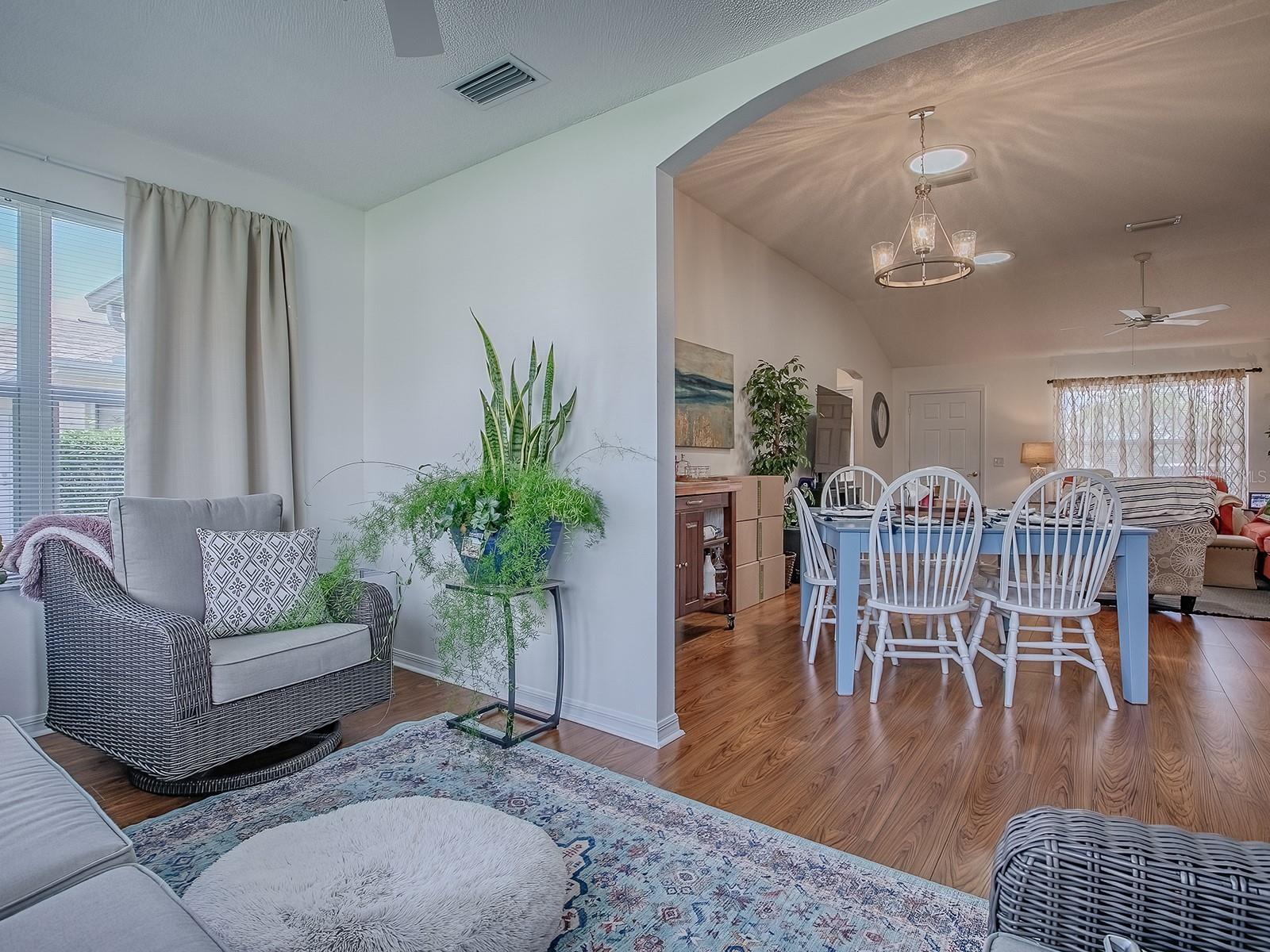 Image 29 of 41 For 2412 Merida Circle