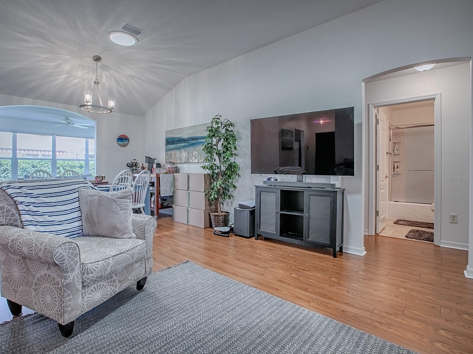 Image 7 of 41 For 2412 Merida Circle