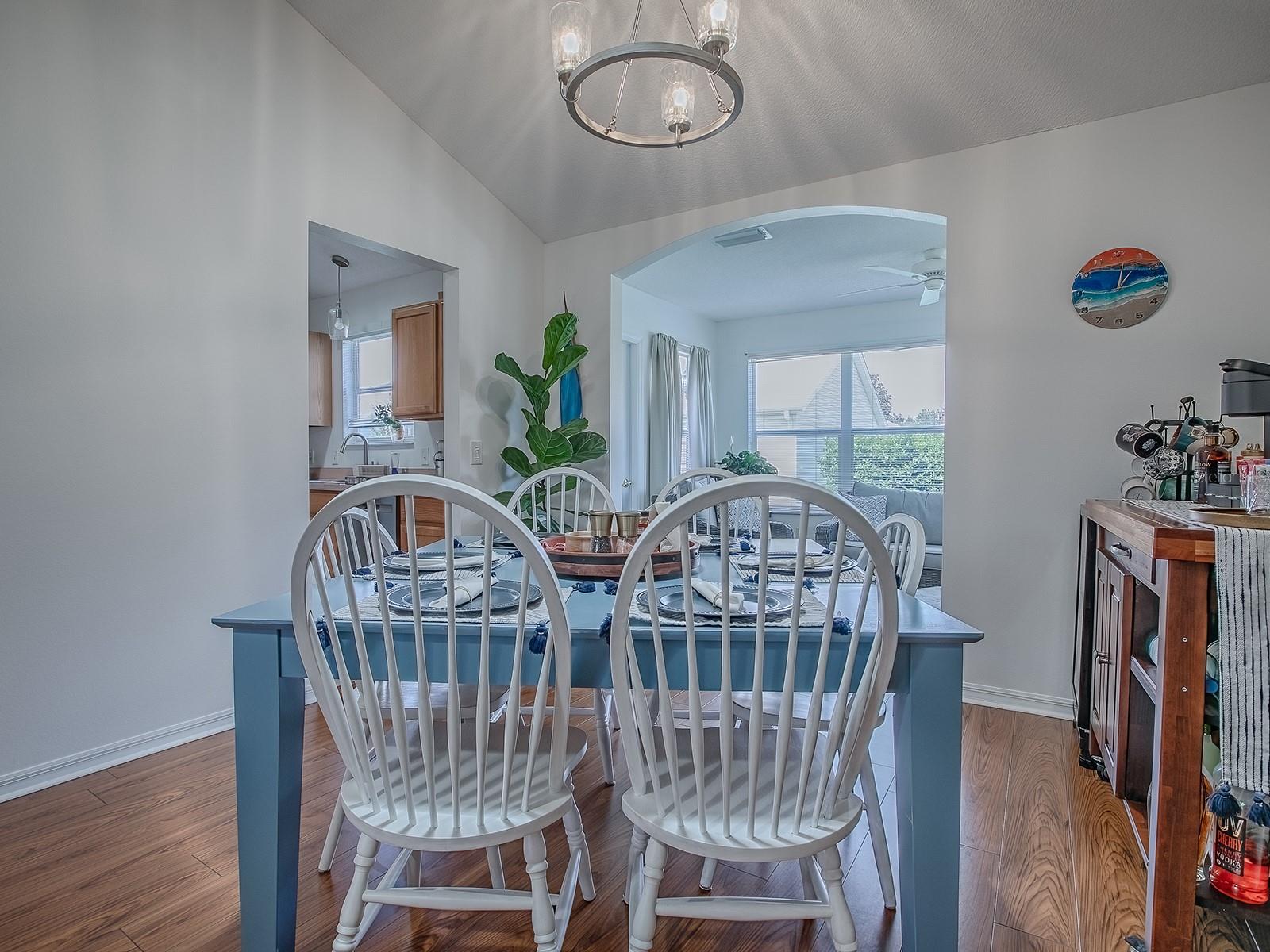 Image 9 of 41 For 2412 Merida Circle