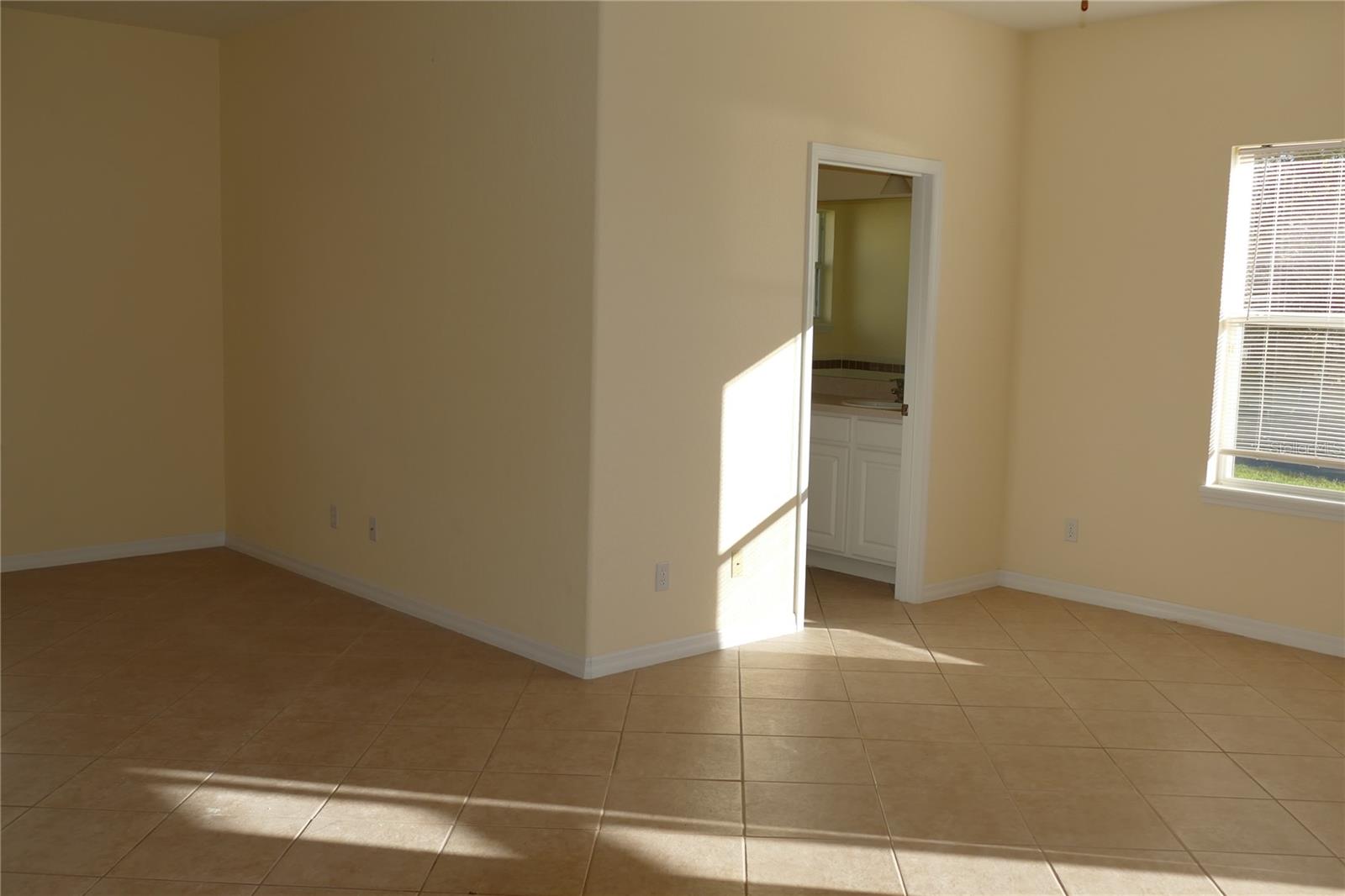 Image 8 of 23 For 10636 Masters Drive