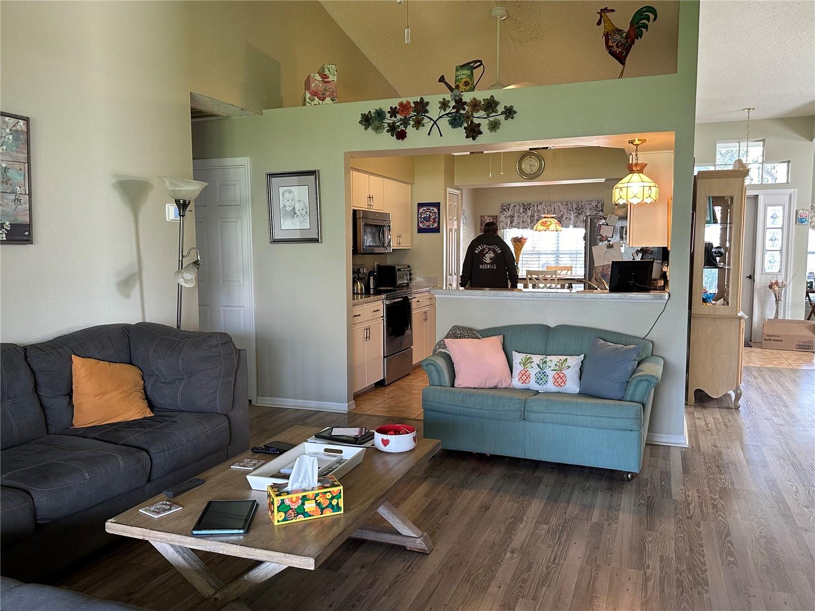 Image 14 of 31 For 25313 Jasmine Court