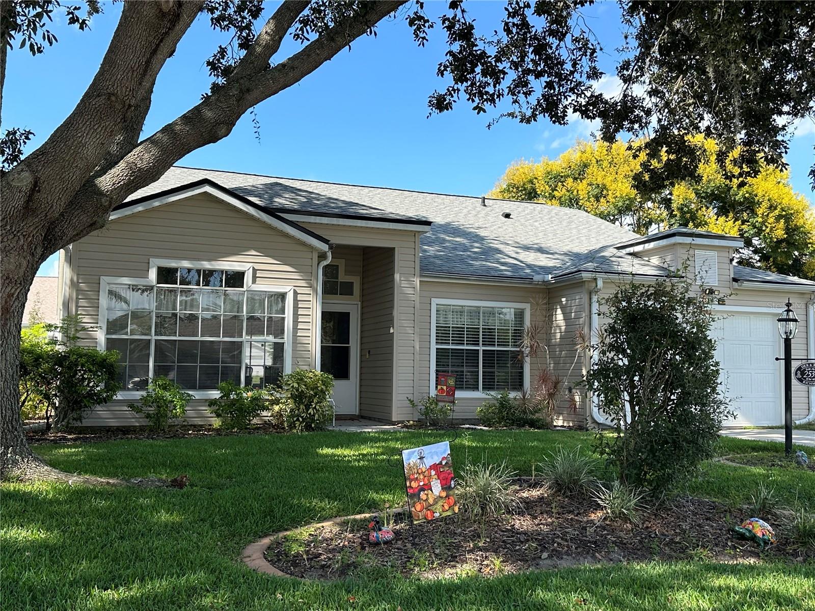 Image 2 of 31 For 25313 Jasmine Court