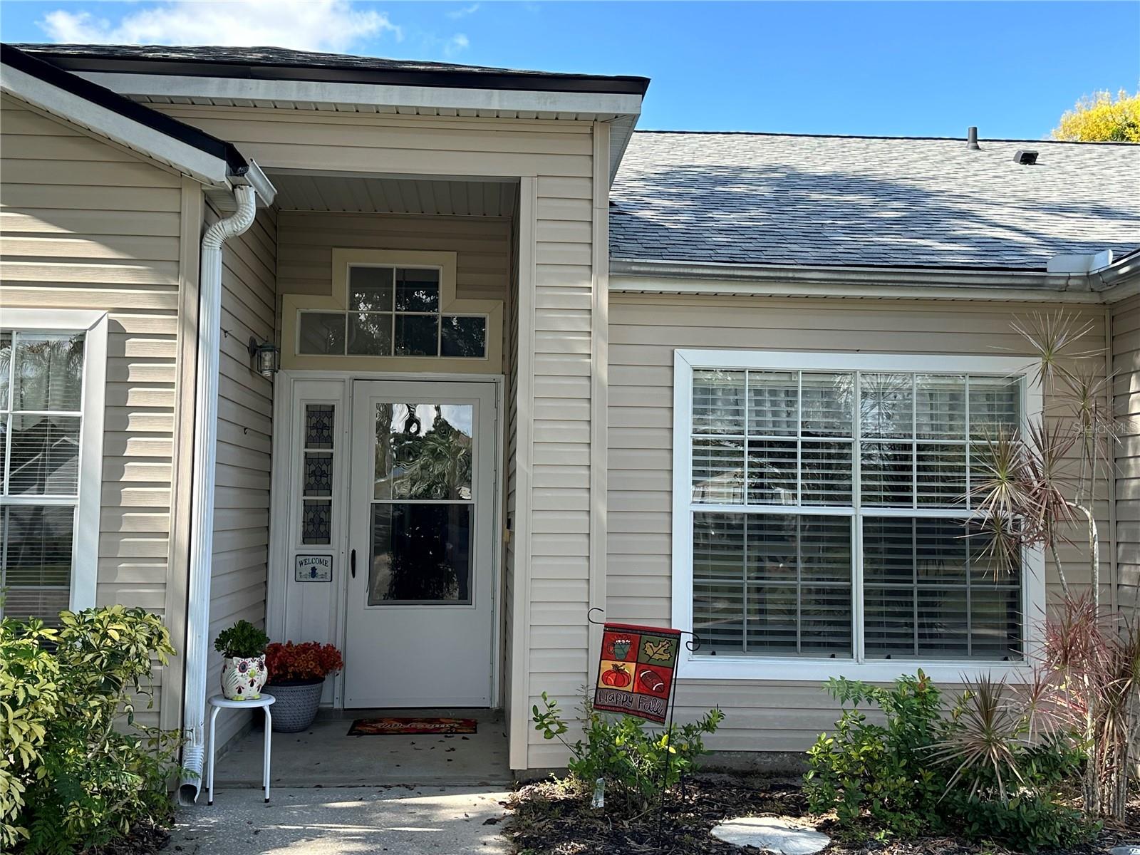 Image 3 of 31 For 25313 Jasmine Court