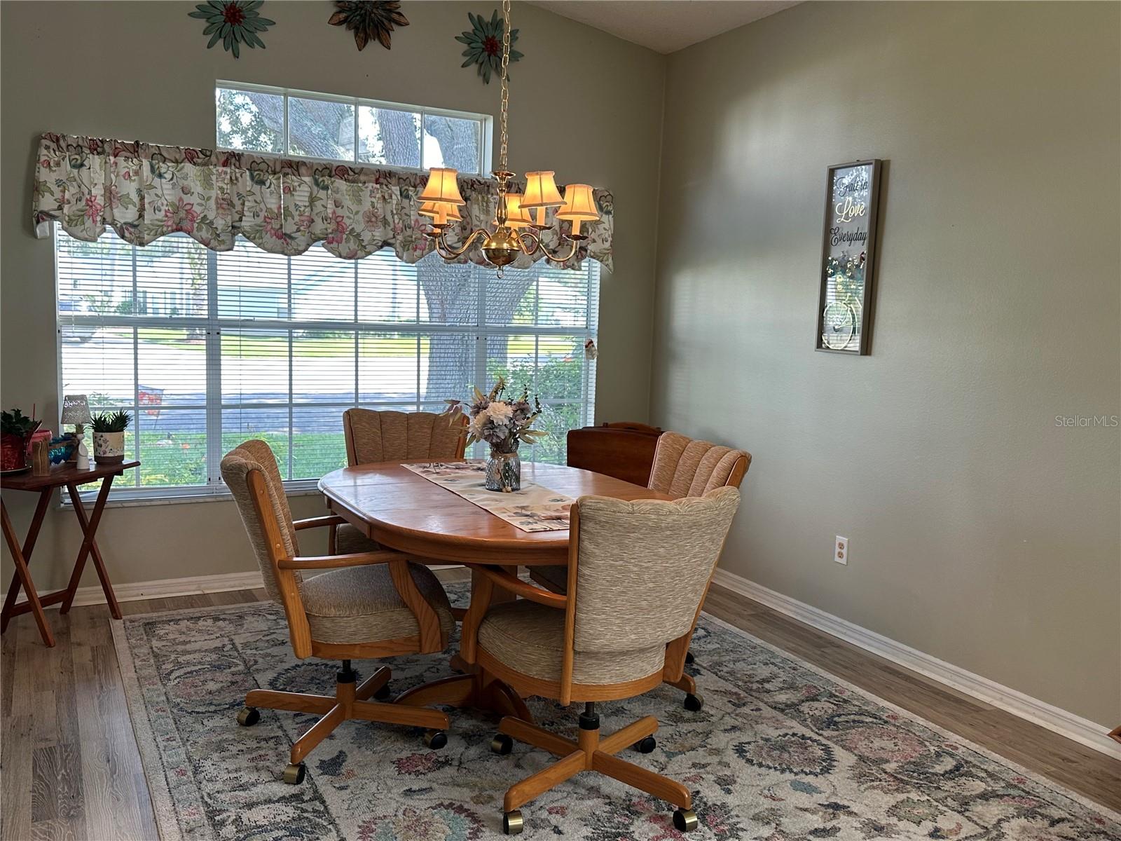 Image 5 of 31 For 25313 Jasmine Court