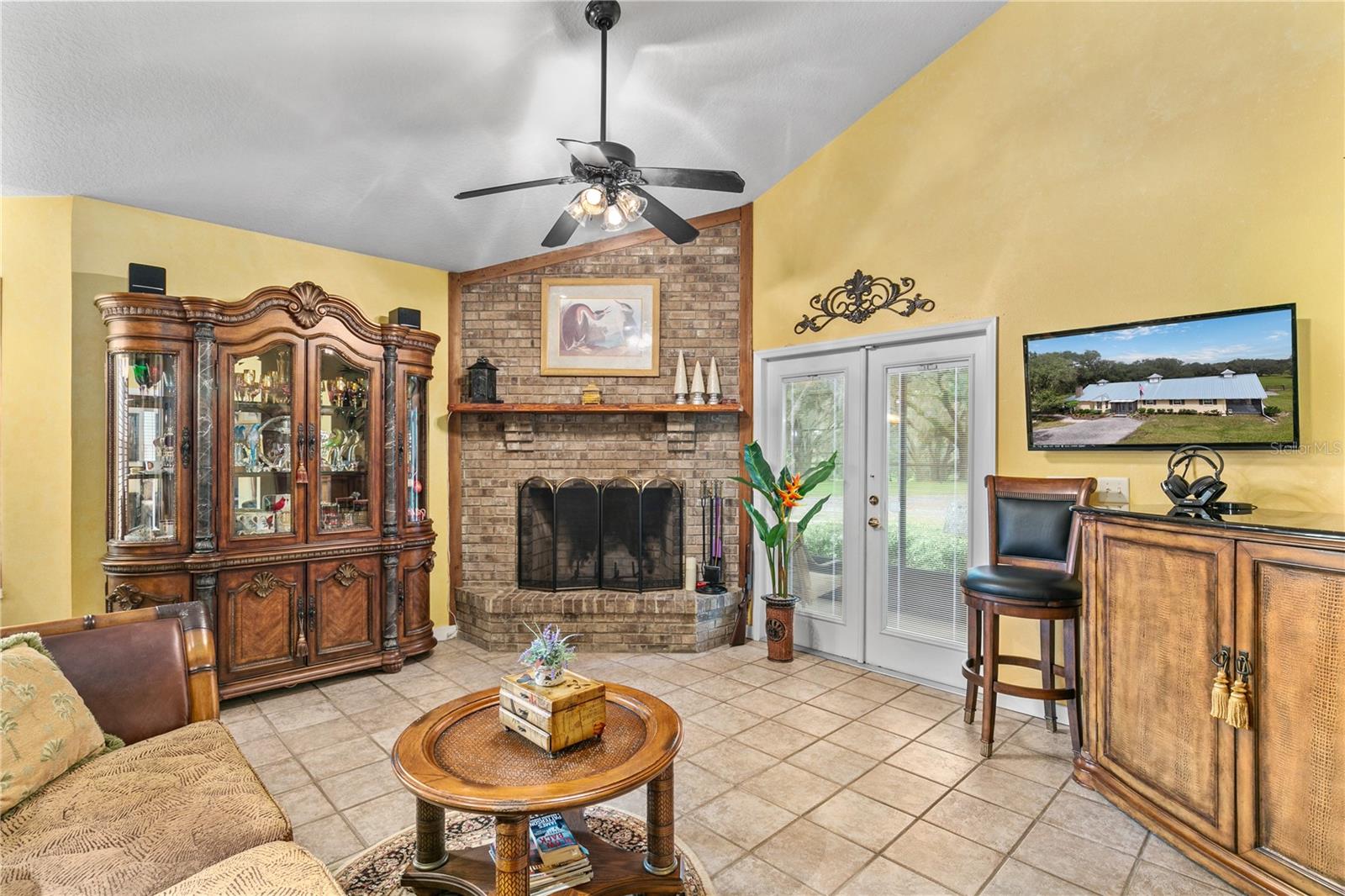 Image 16 of 68 For 41812 Catbrier Lane