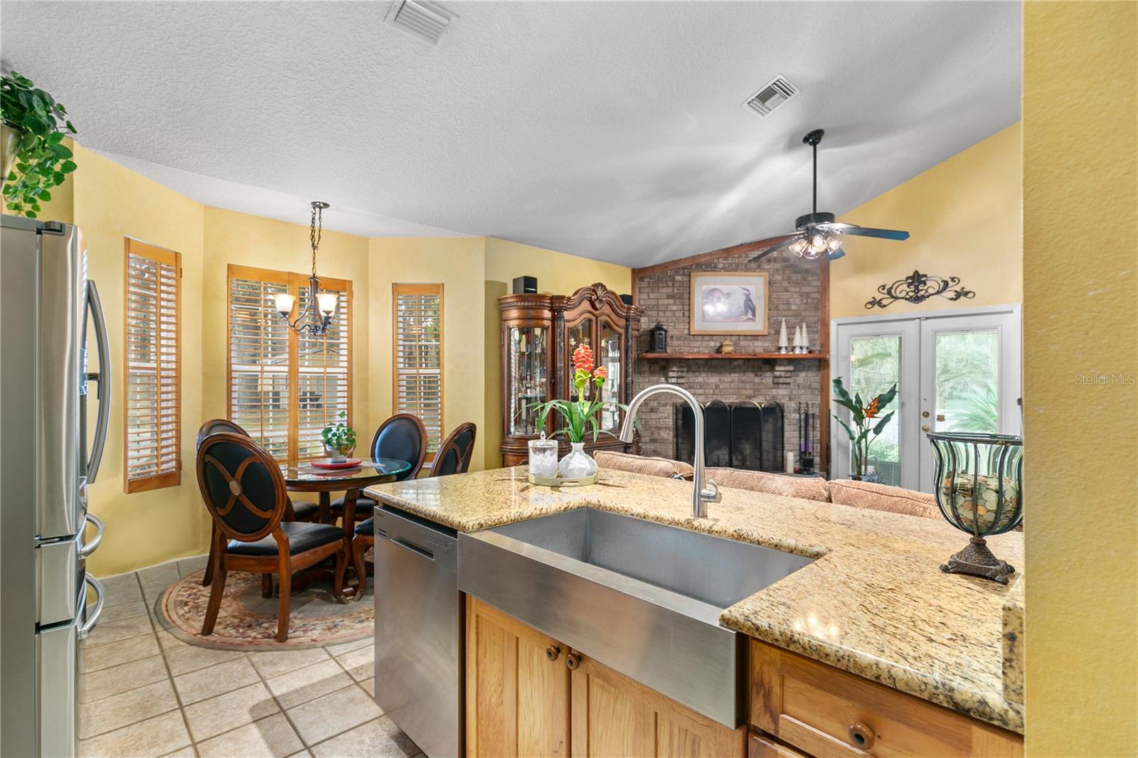 Image 17 of 68 For 41812 Catbrier Lane