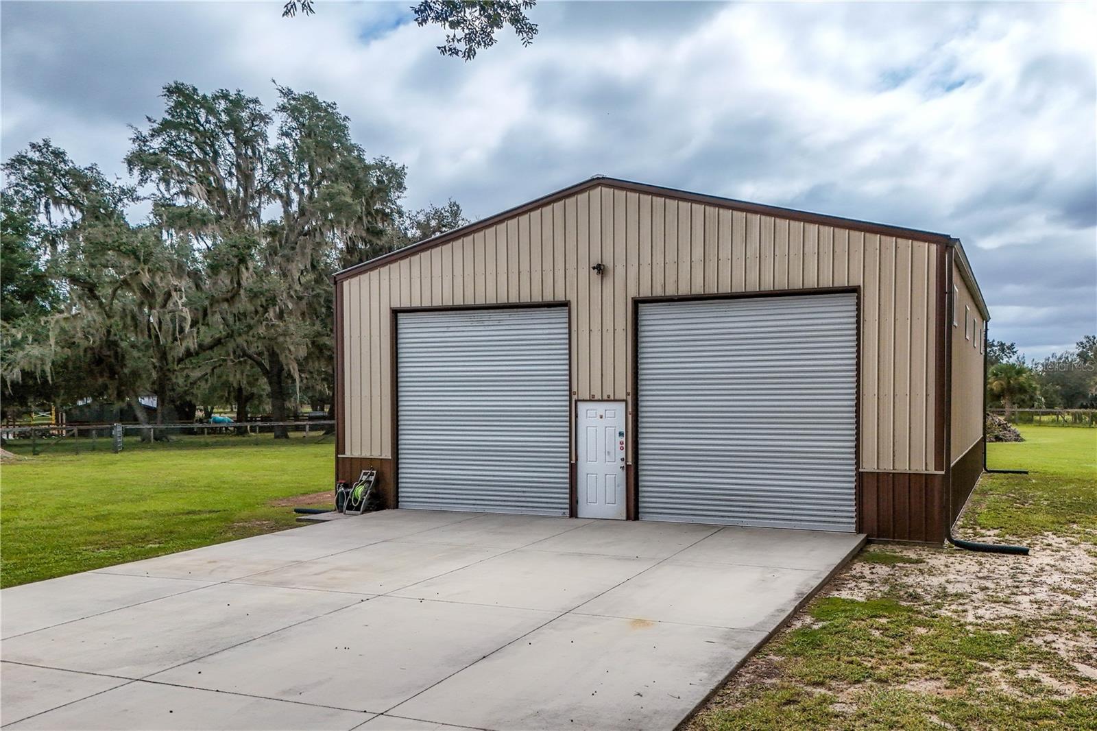 Image 35 of 68 For 41812 Catbrier Lane