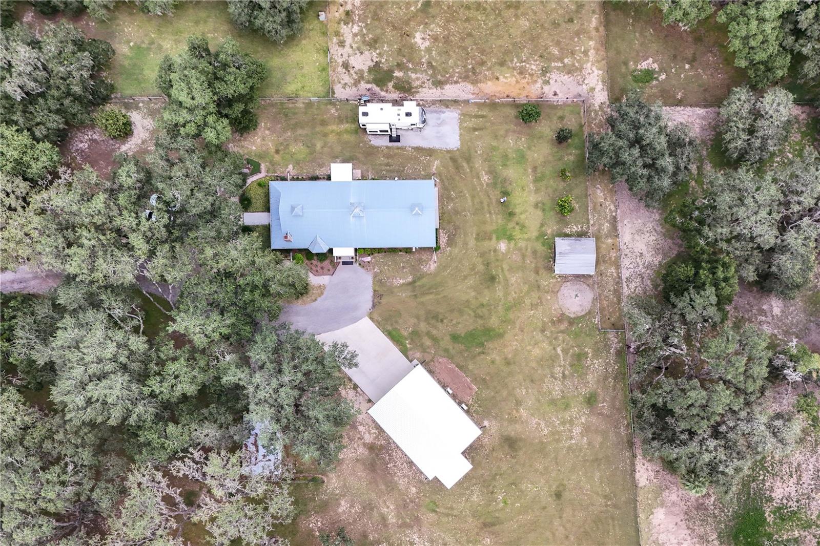 Image 56 of 68 For 41812 Catbrier Lane