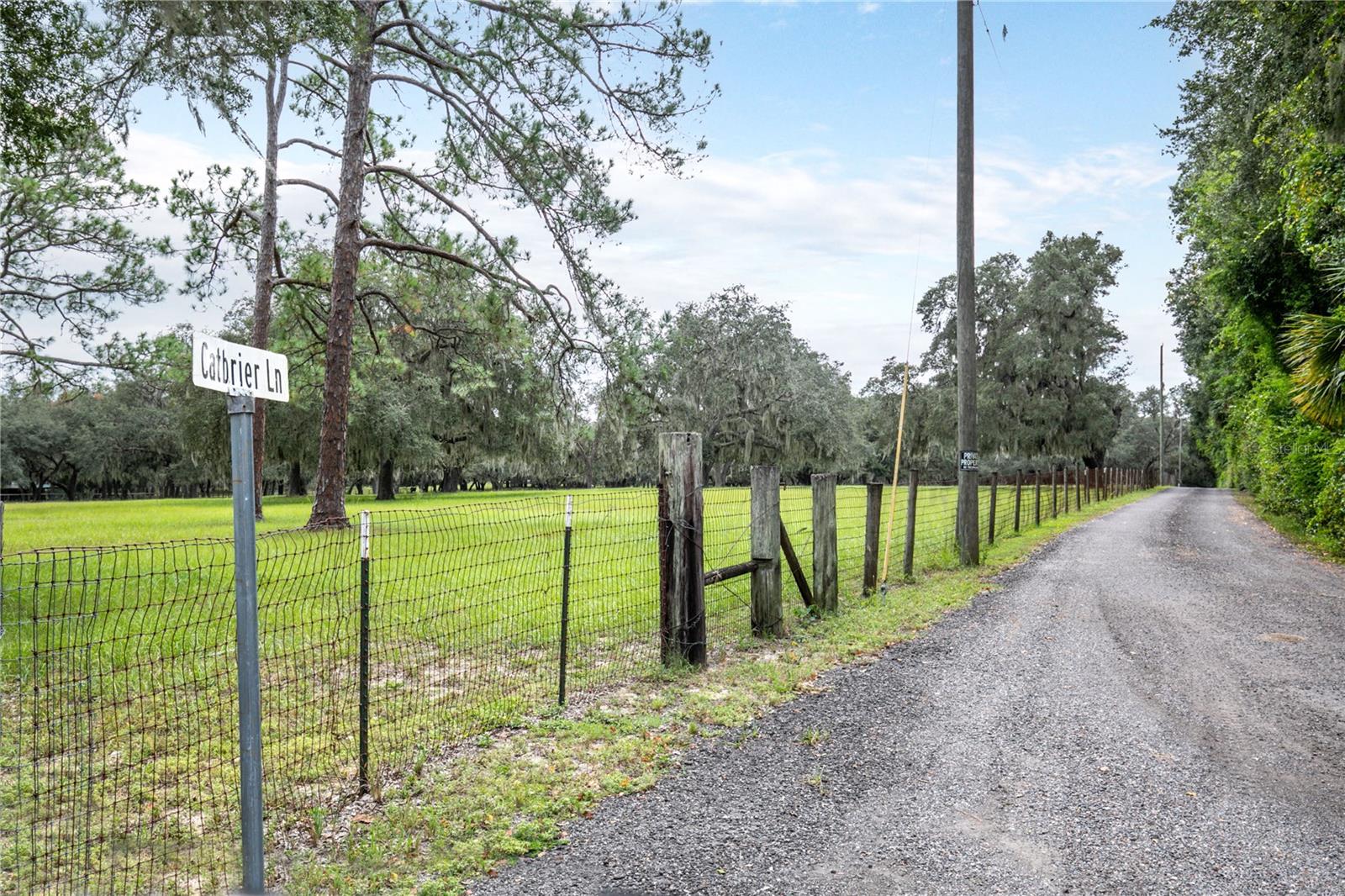 Image 7 of 68 For 41812 Catbrier Lane