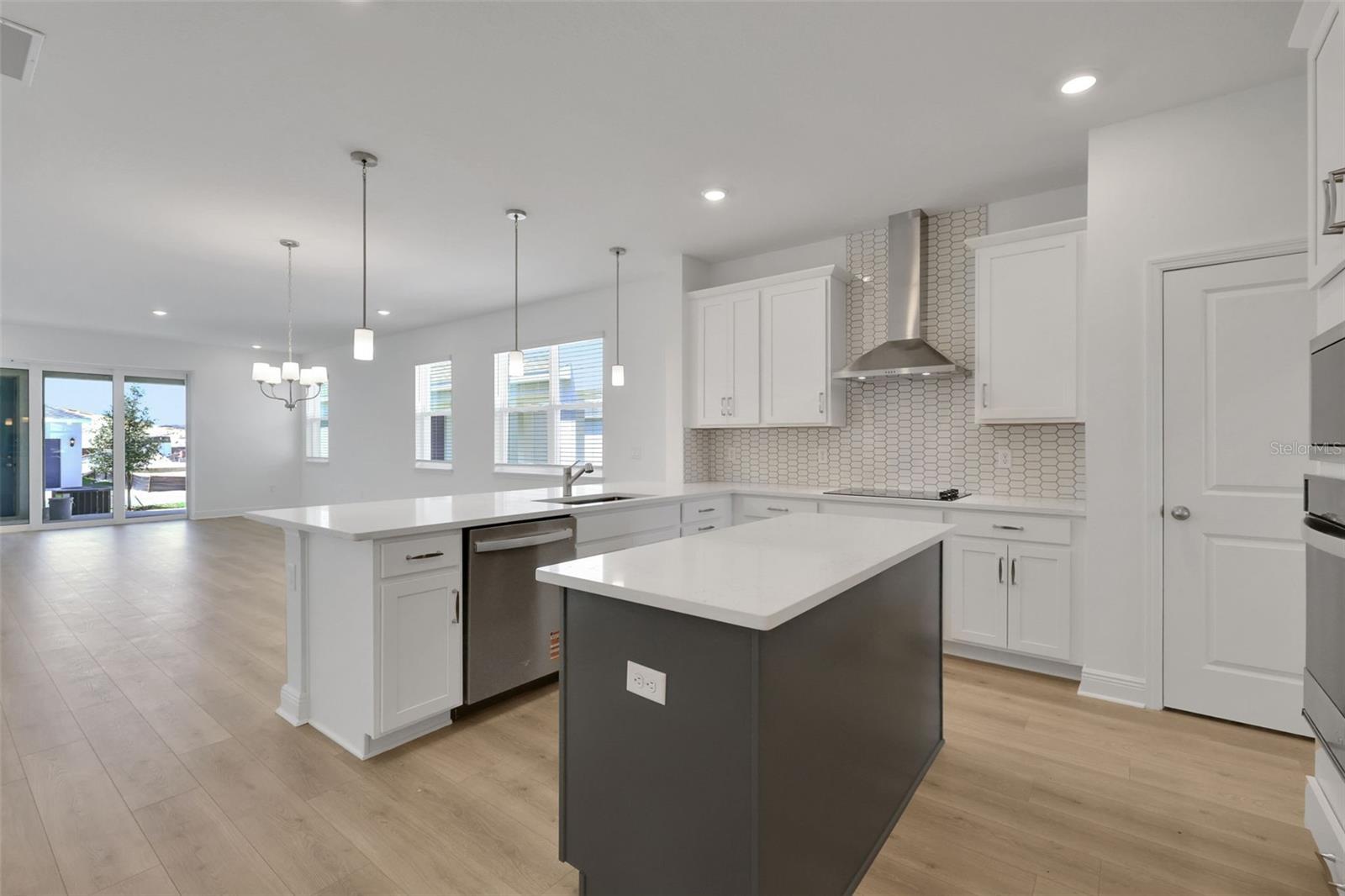 Image 13 of 31 For 5161 Blanket Flower Street