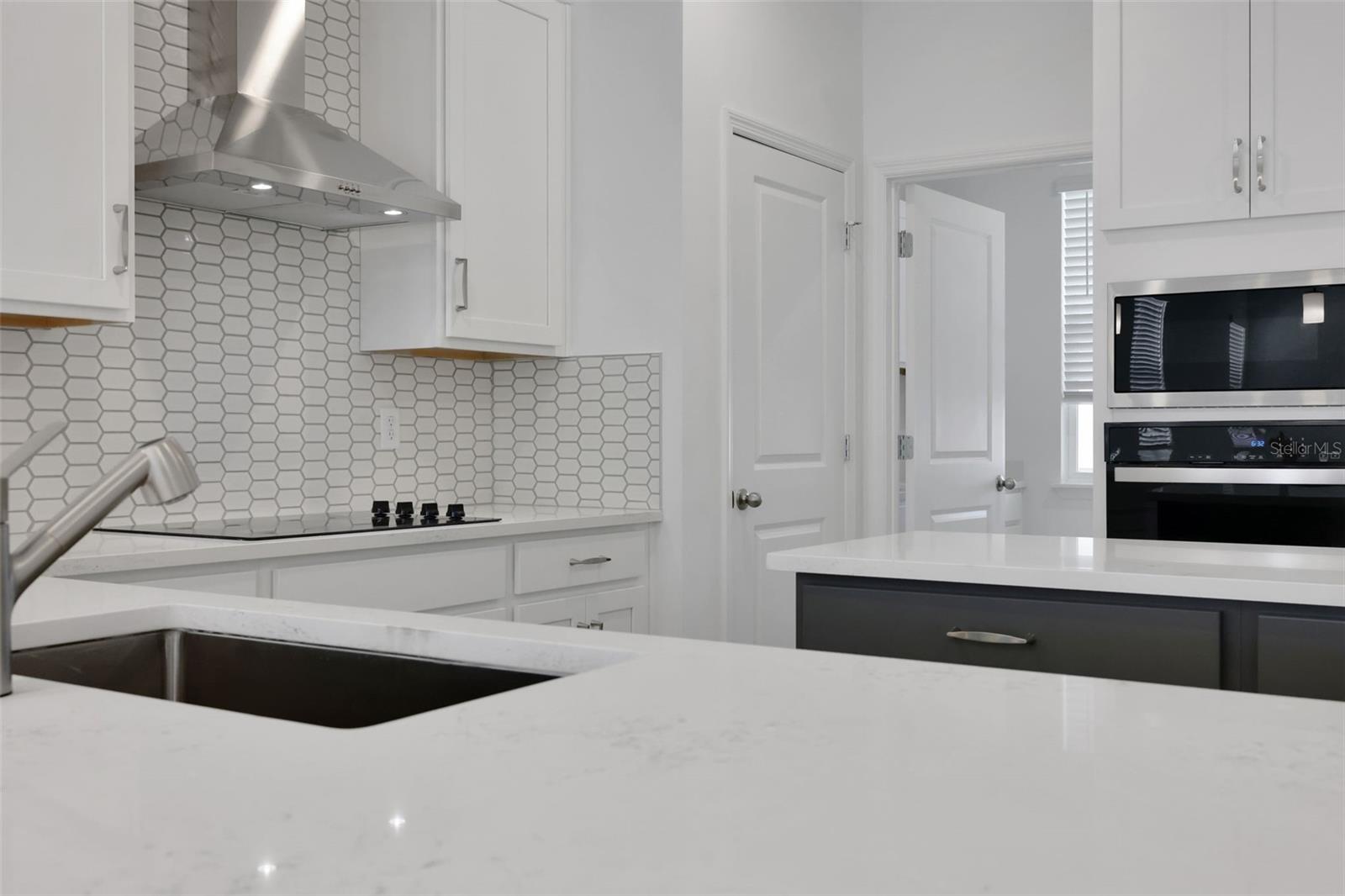 Image 18 of 31 For 5161 Blanket Flower Street