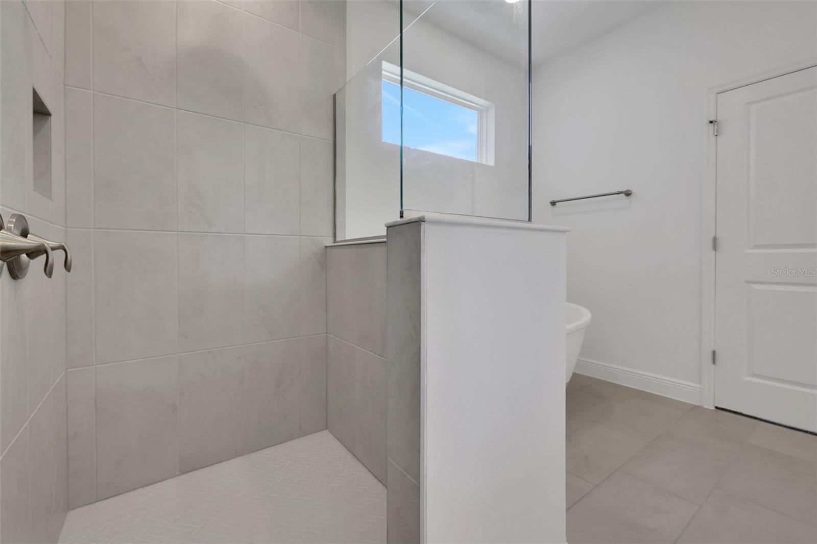 Image 8 of 31 For 5161 Blanket Flower Street