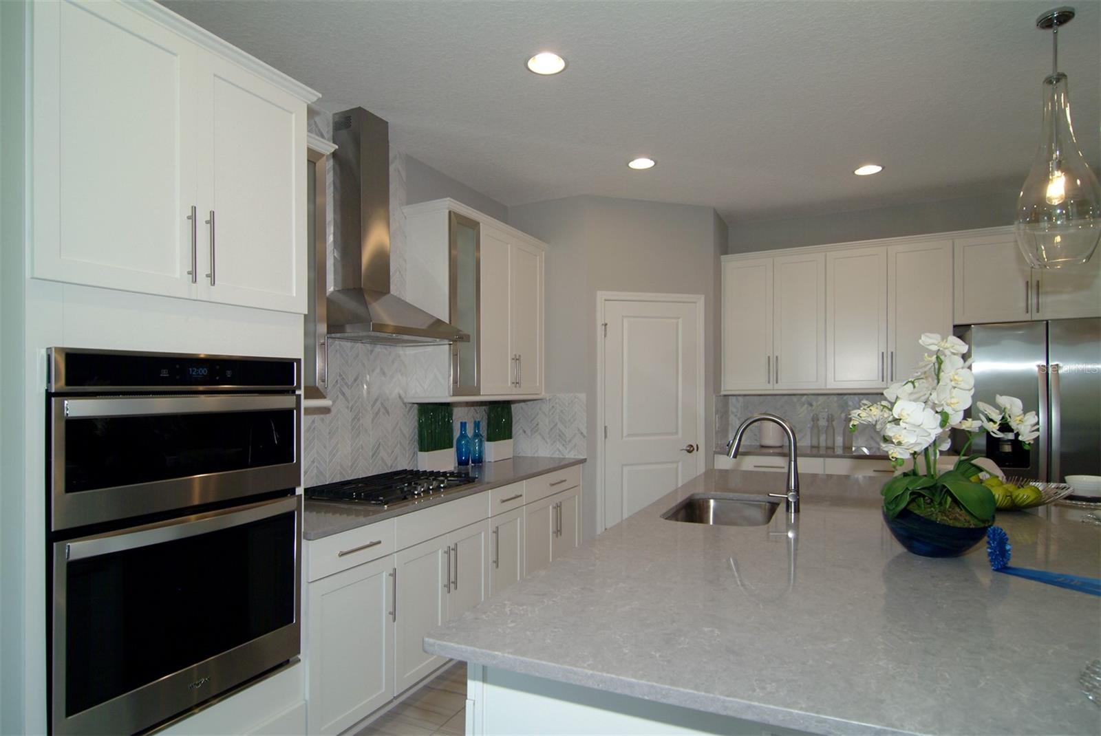 Image 4 of 14 For 5403 Nickerbean Street