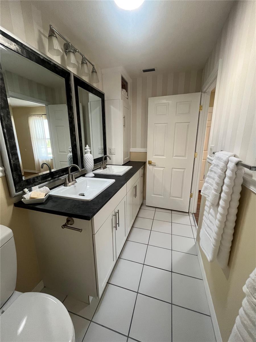 Image 20 of 32 For 1111 Apple Terrace