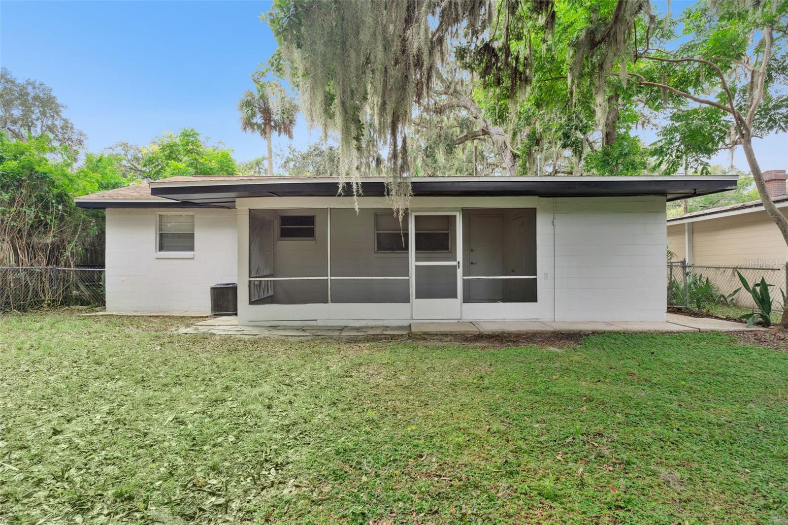 Image 29 of 35 For 349 Fletcher Avenue