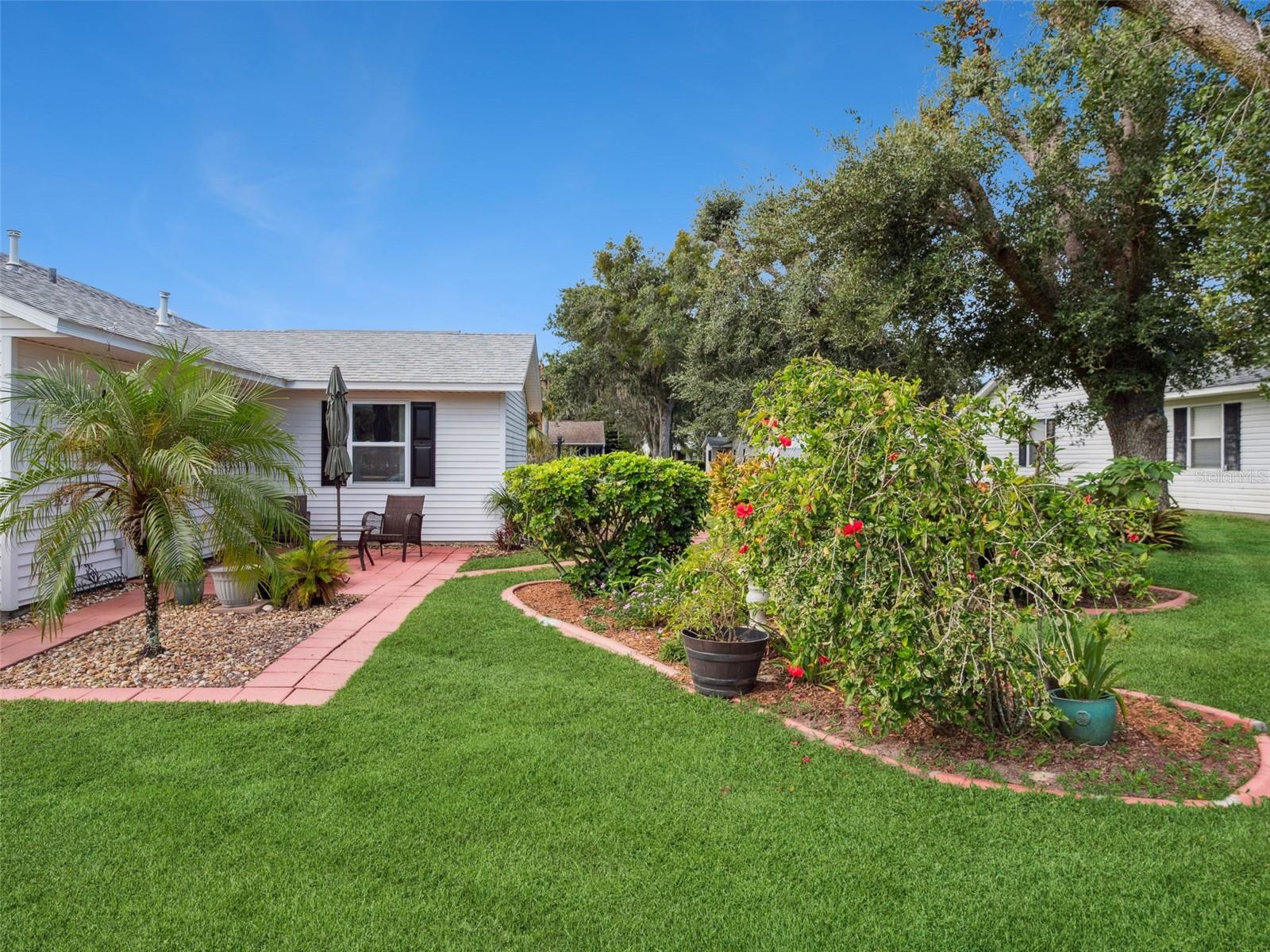 Image 28 of 81 For 26104 Newcombe Circle