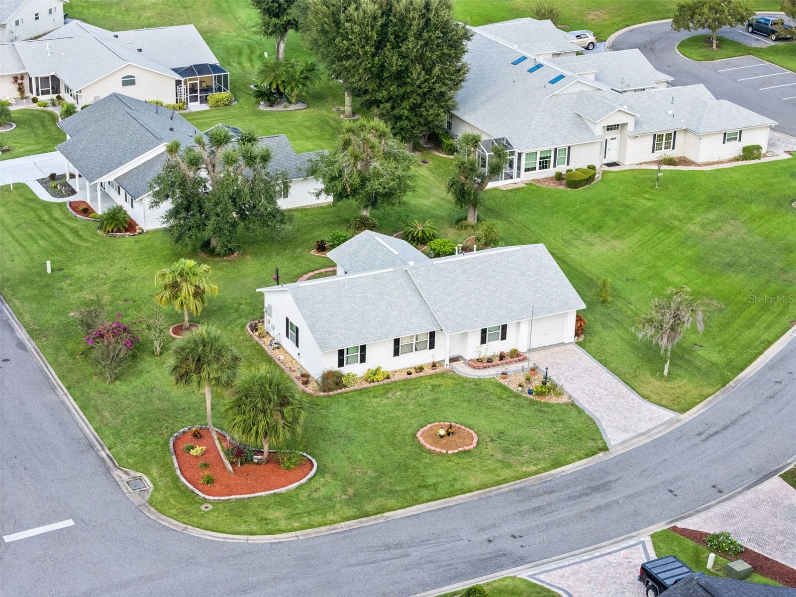 Image 4 of 81 For 26104 Newcombe Circle