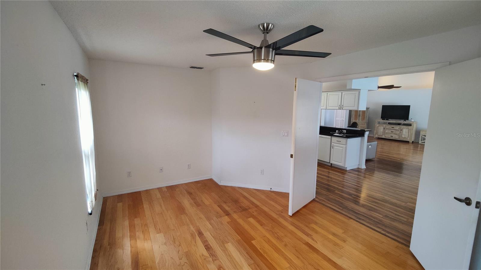 Image 14 of 65 For 14219 Mansfield Road