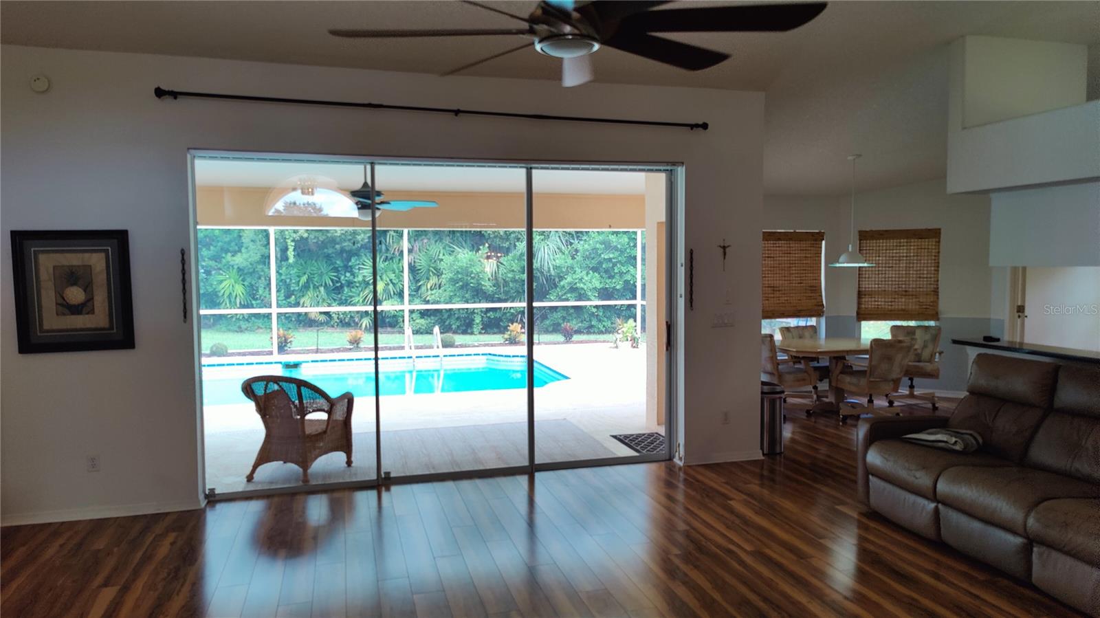 Image 6 of 65 For 14219 Mansfield Road