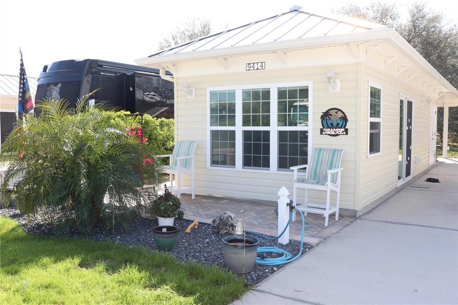 Image 8 of 39 For 9414 47th Way