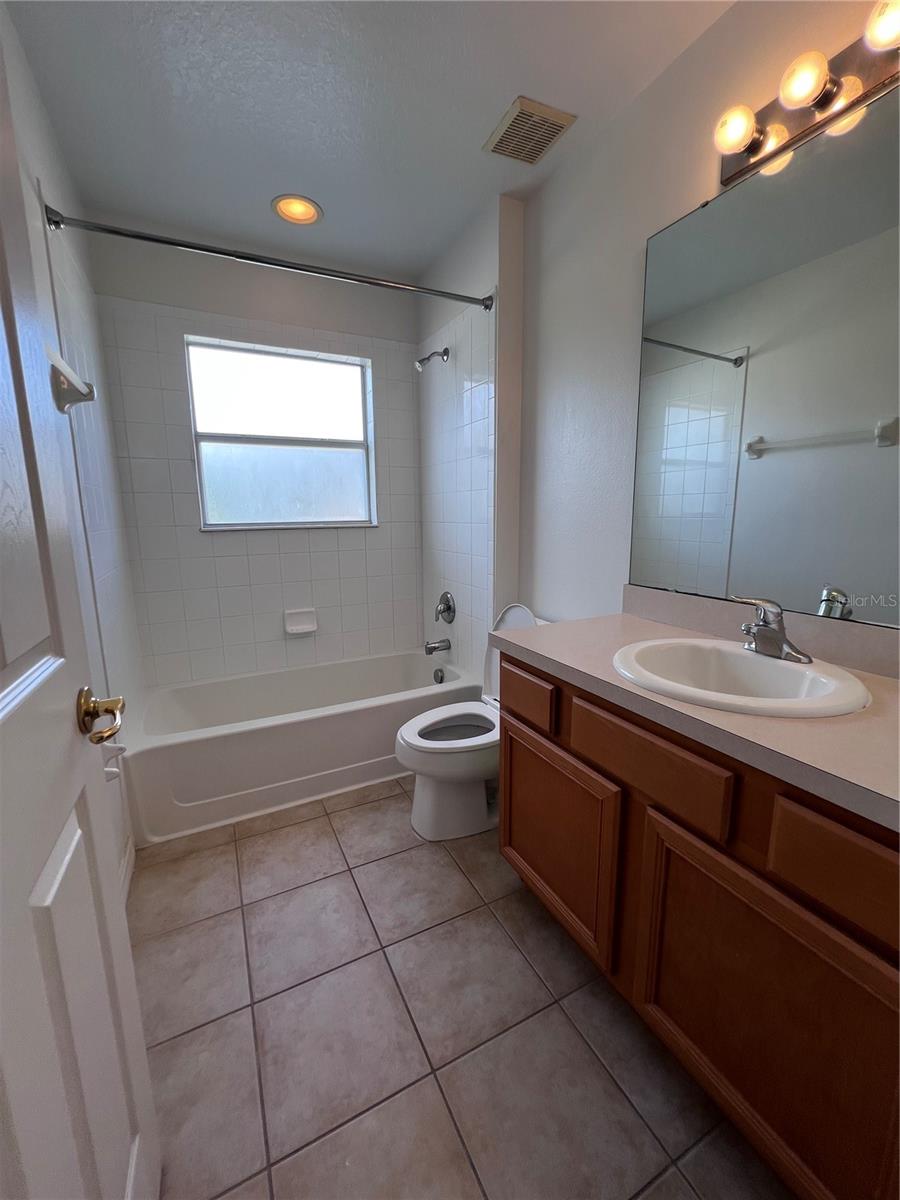 Image 7 of 13 For 433 Rosso Drive