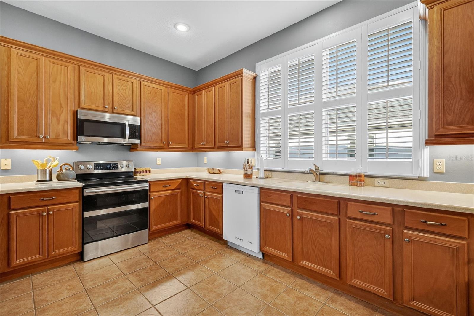 Image 12 of 46 For 3609 Belle Rose Drive