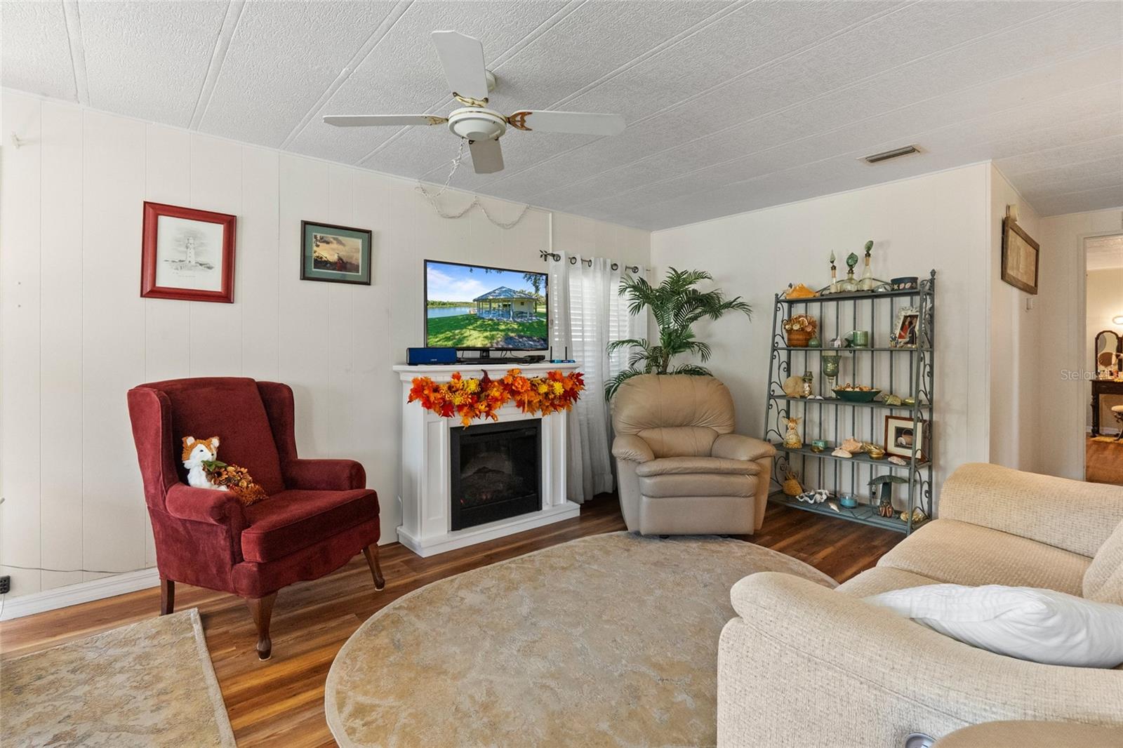 Image 28 of 32 For 2220 Evergreen Circle Ge