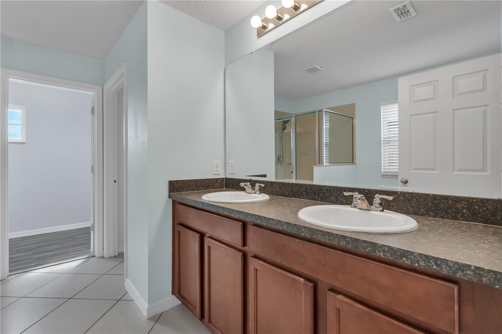 Image 42 of 58 For 4740 Rockvale Drive