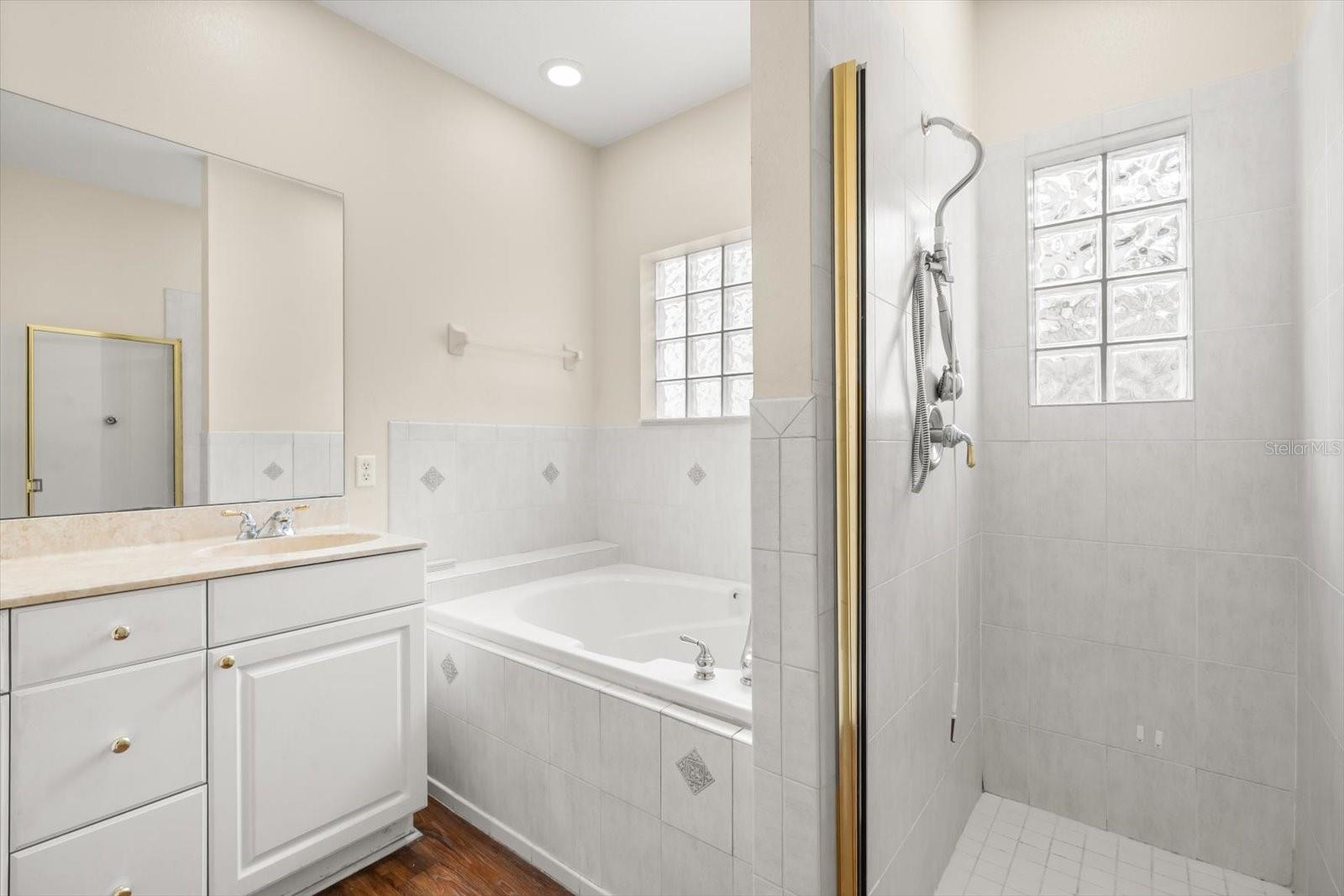 Image 15 of 28 For 37 Townhill Drive