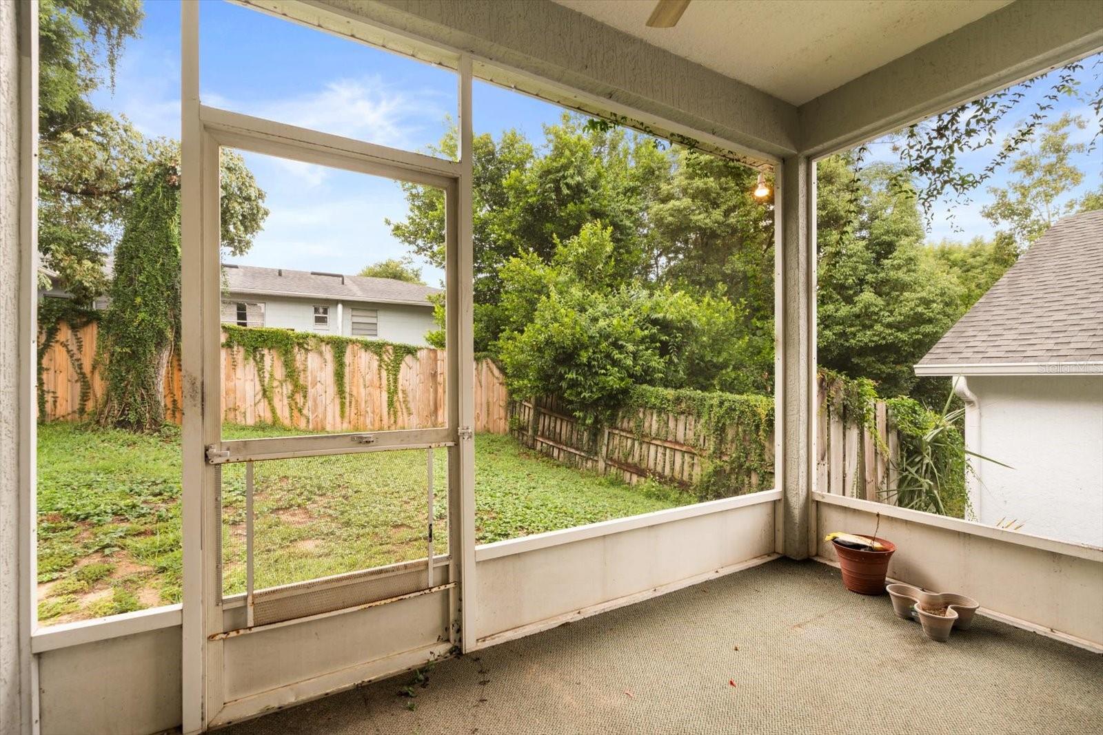 Image 21 of 28 For 37 Townhill Drive