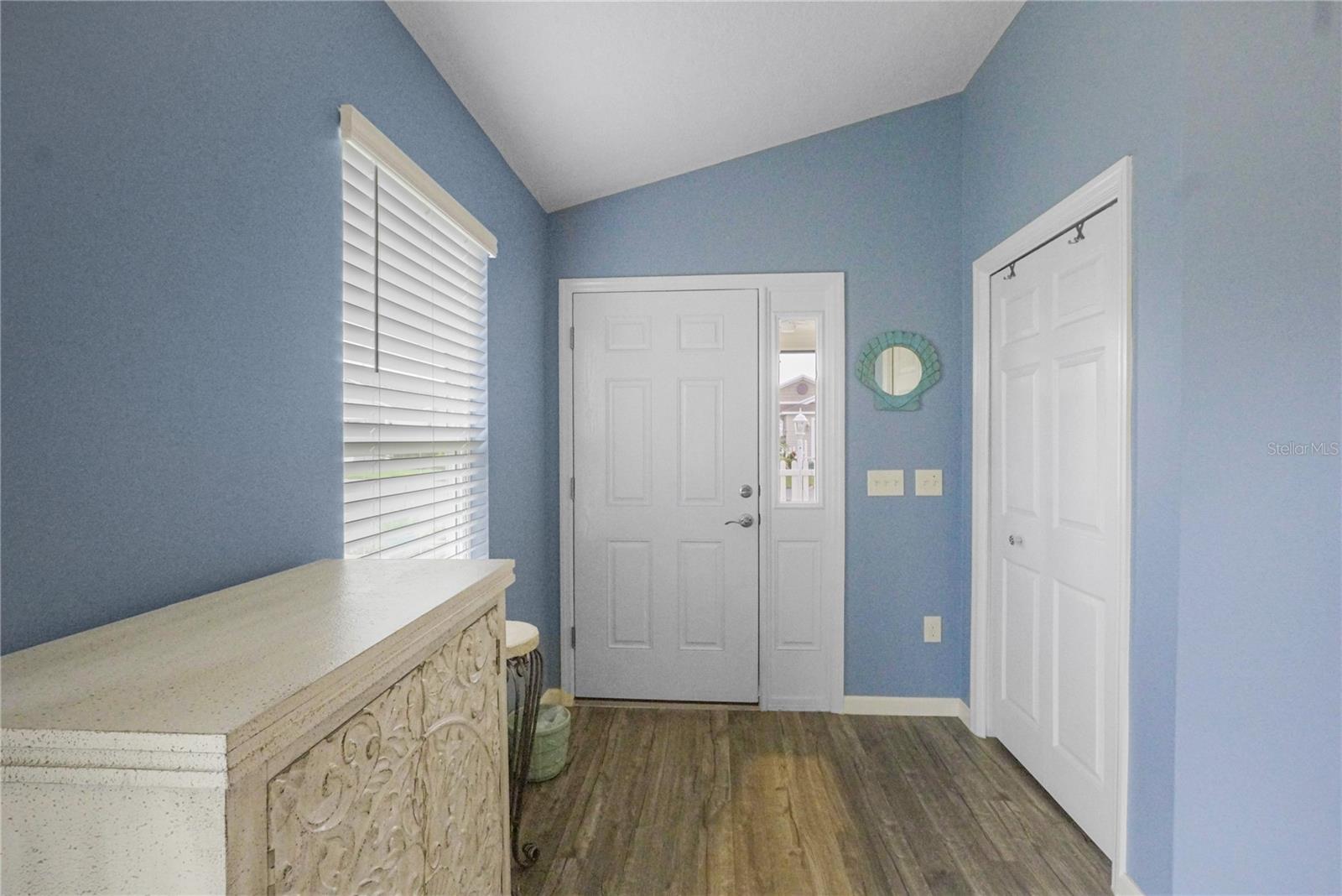 Image 4 of 21 For 5600 Mccray Avenue