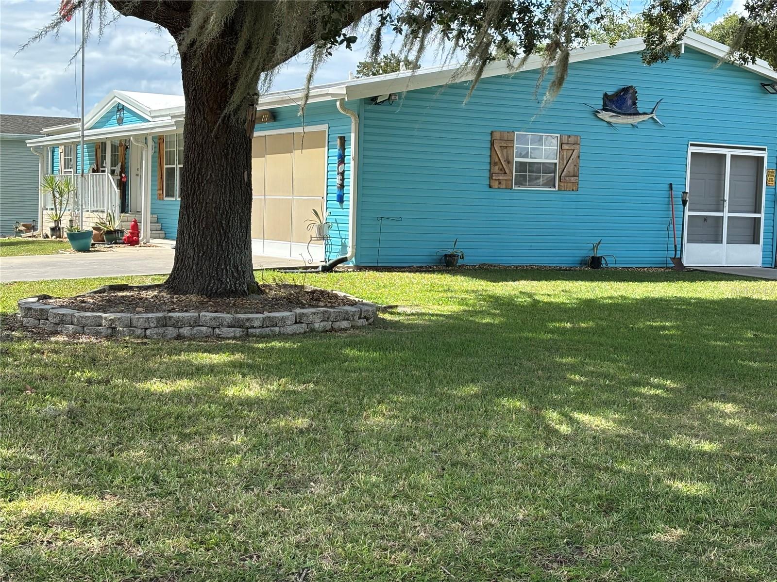 Image 2 of 27 For 121 Forest Boulevard