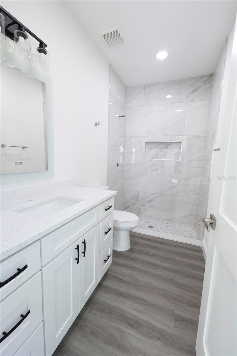 Image 10 of 12 For 2381 Cr 423  Lot 41