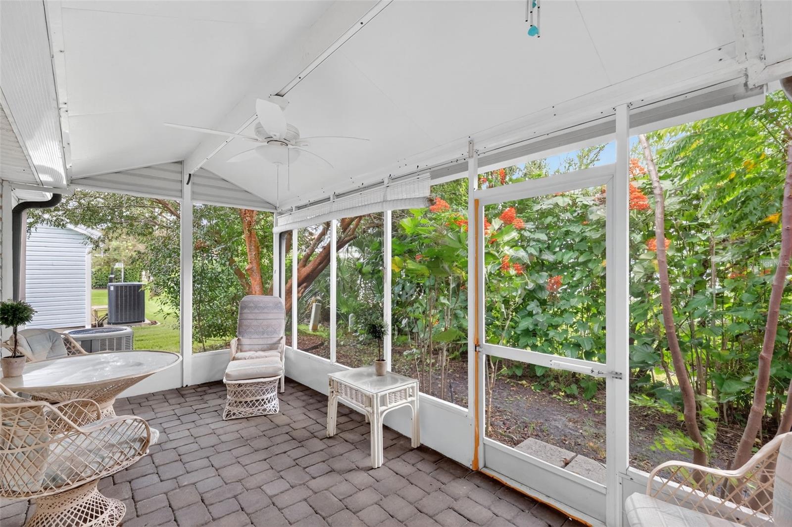 Image 24 of 31 For 220 Palermo Place