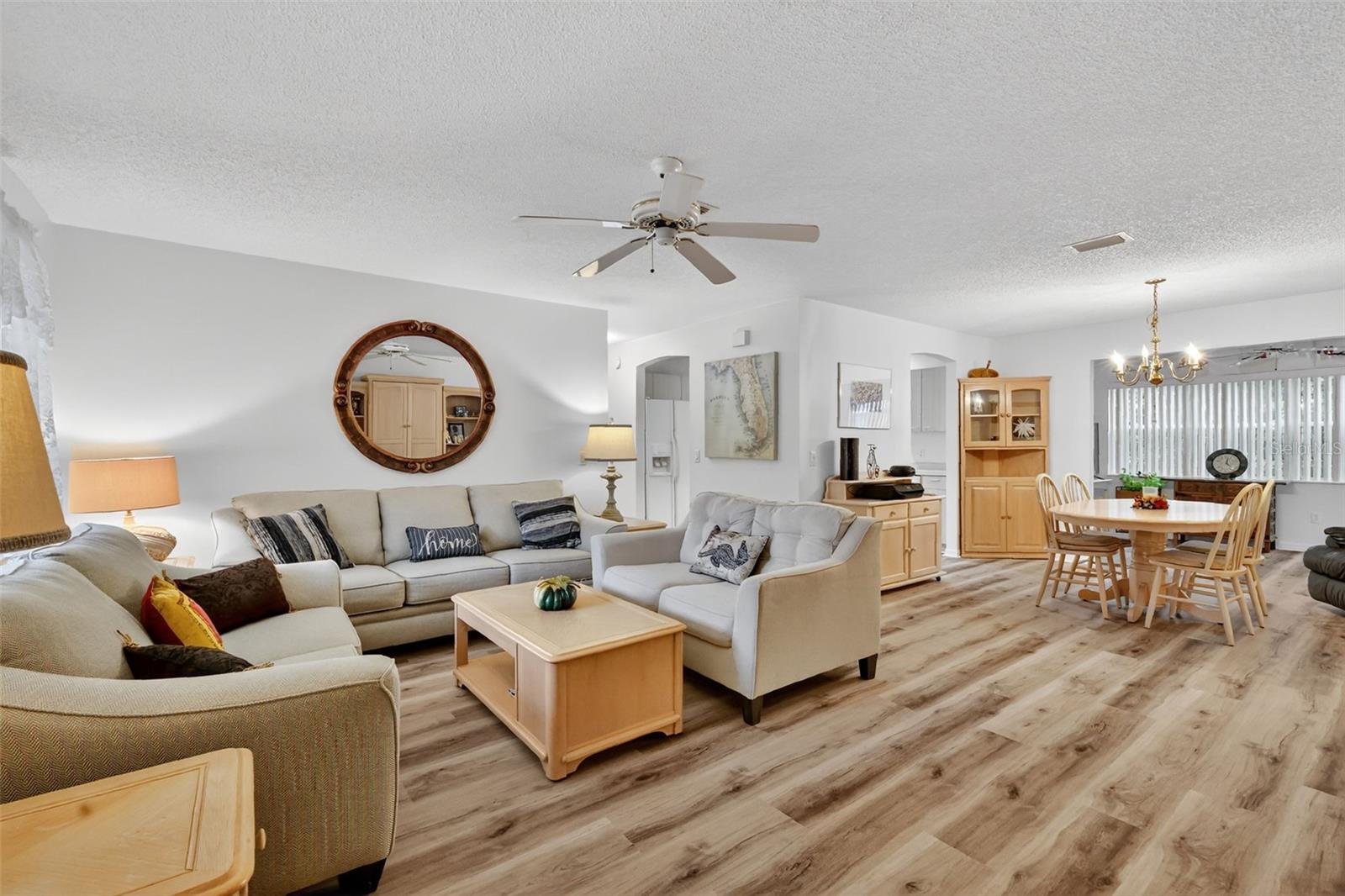 Image 6 of 31 For 220 Palermo Place