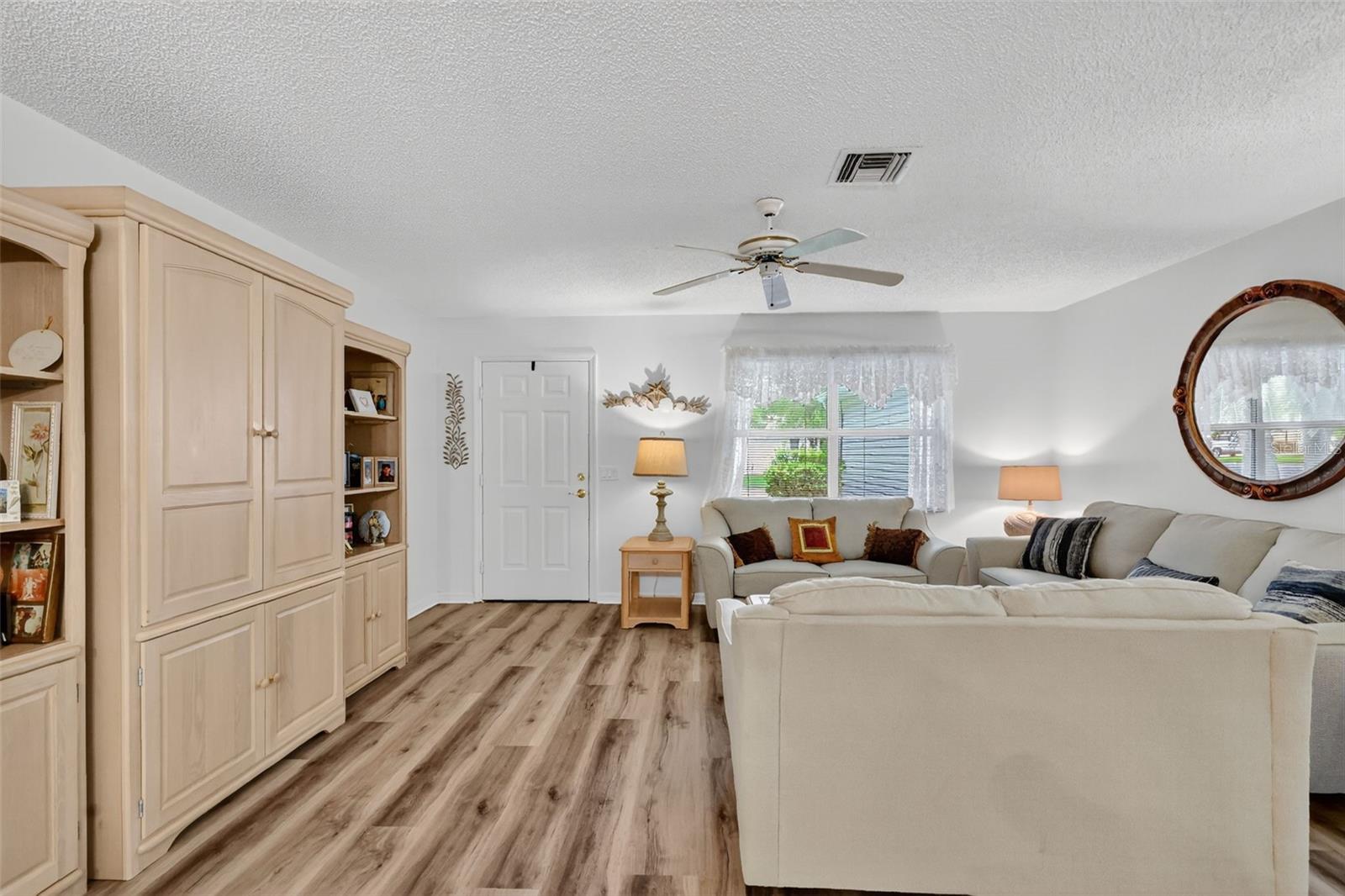 Image 9 of 31 For 220 Palermo Place