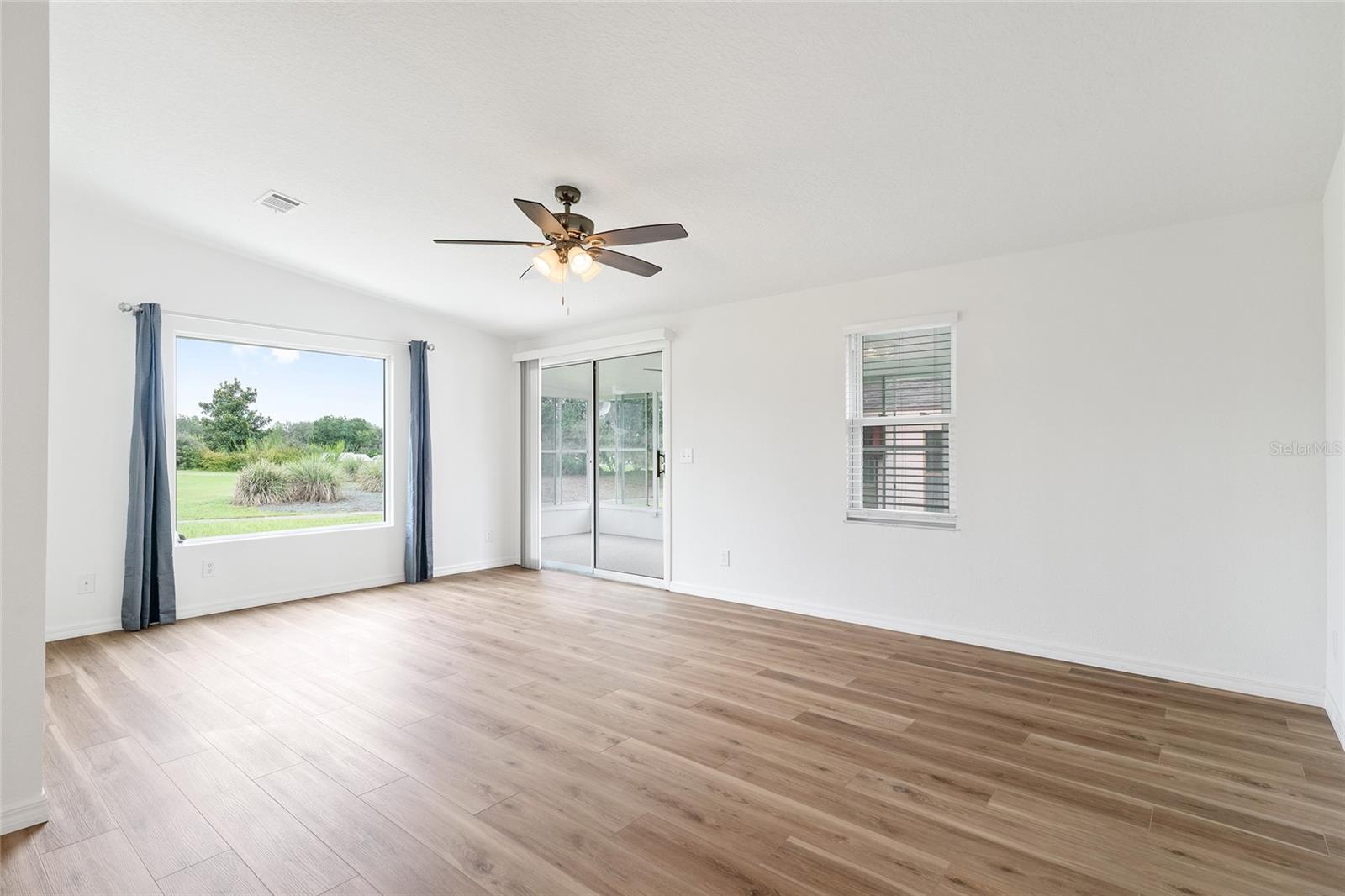 Image 11 of 30 For 529 Bonita Drive