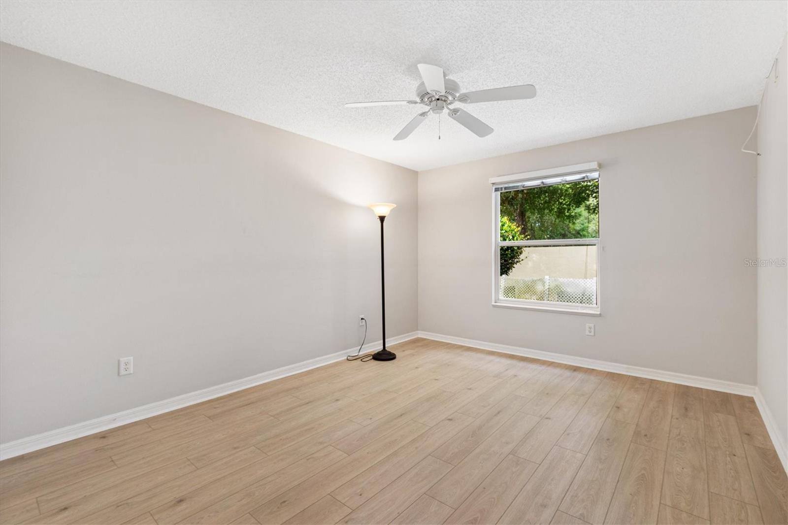 Image 28 of 46 For 2573 Caribe Drive