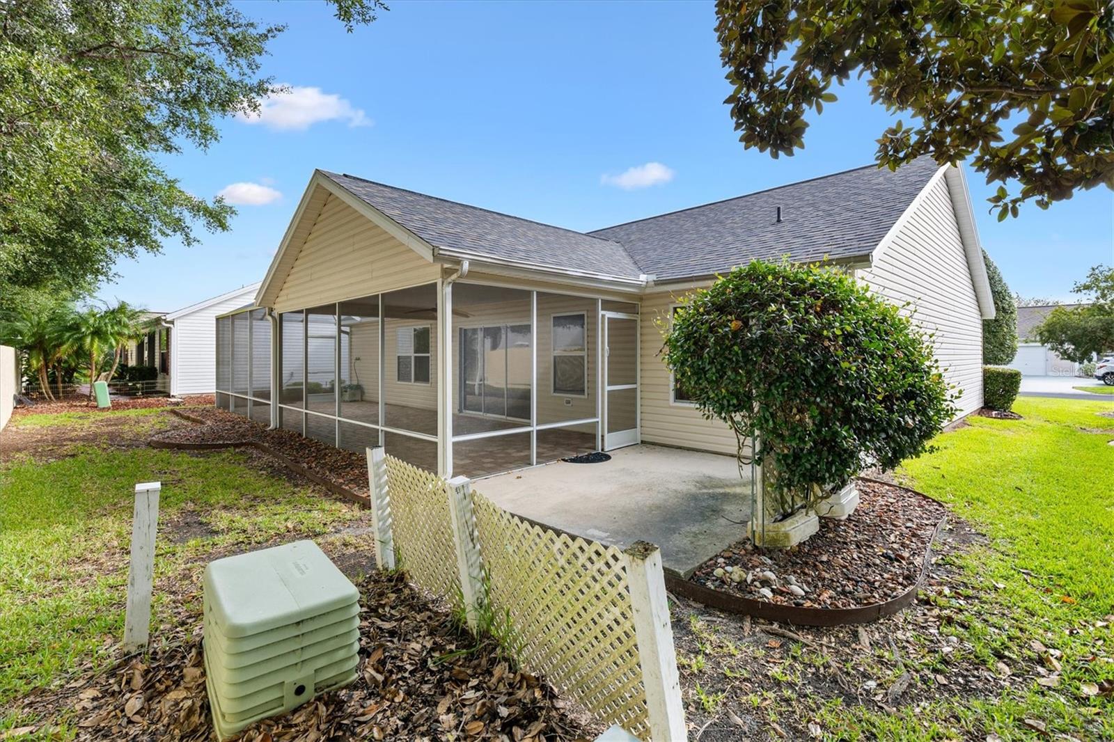 Image 32 of 46 For 2573 Caribe Drive