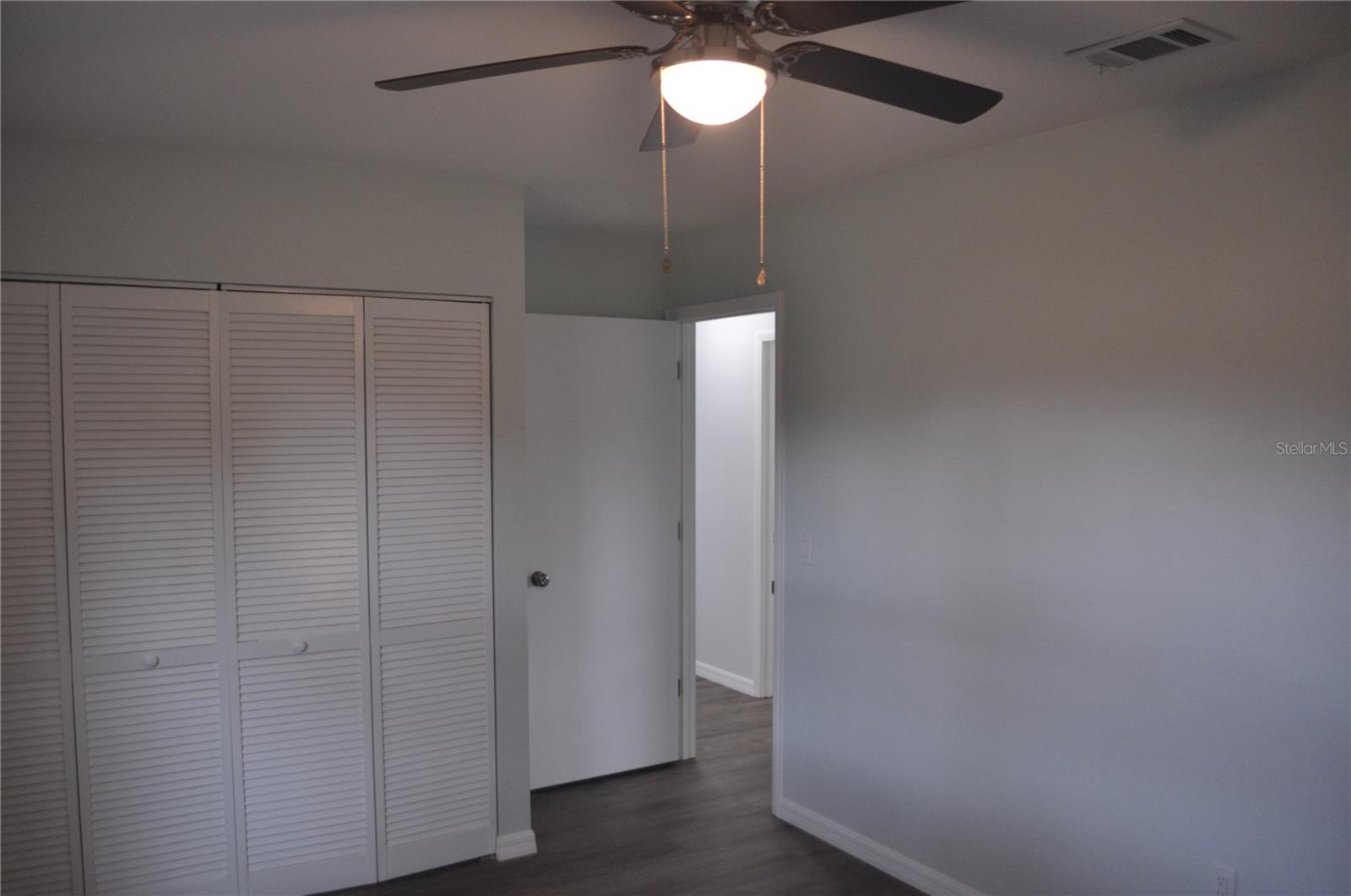 Image 14 of 29 For 339 Oak Track Loop