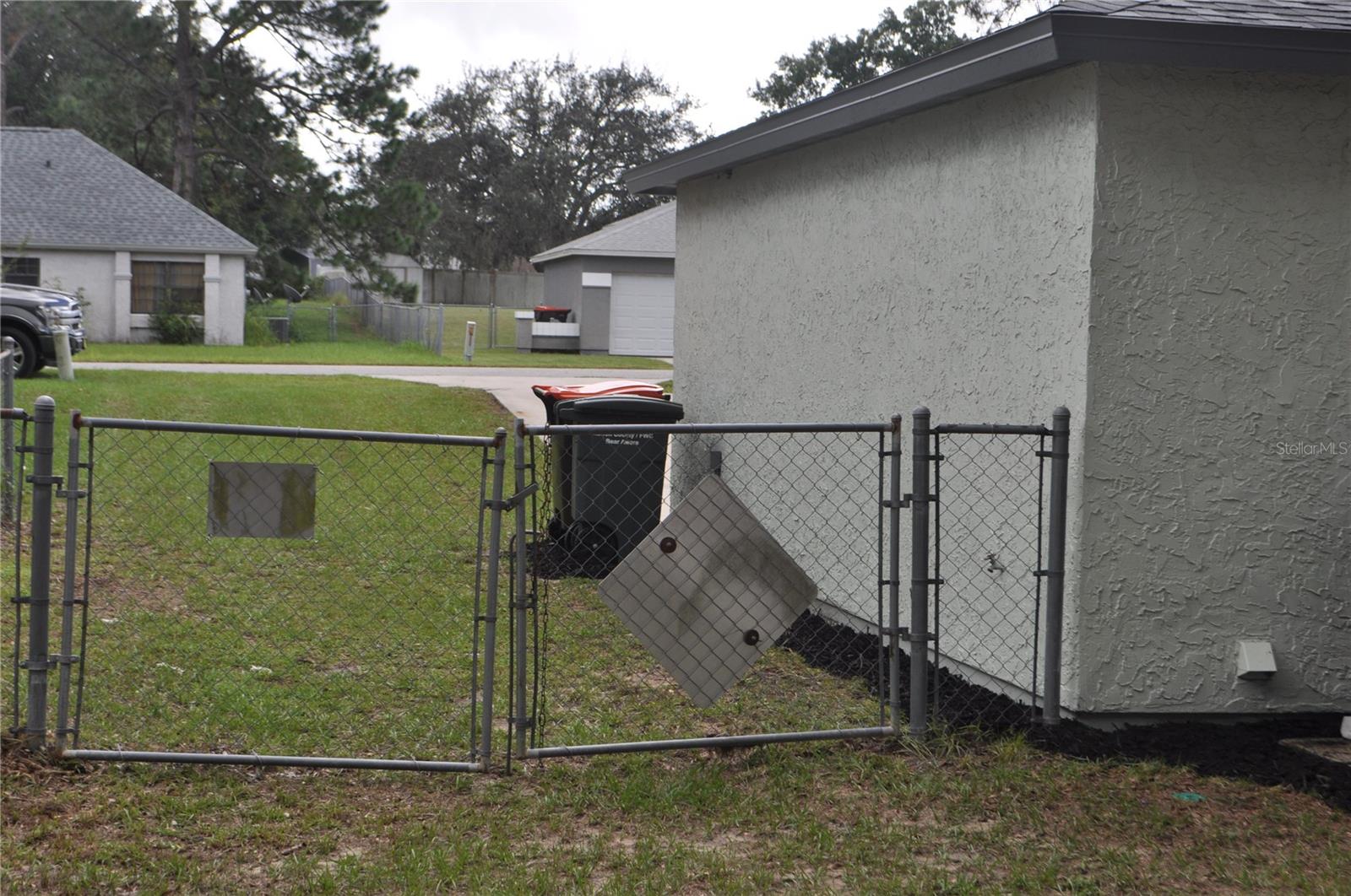 Image 25 of 29 For 339 Oak Track Loop