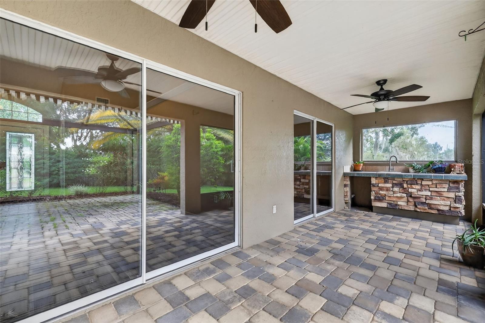 Image 33 of 50 For 434 Oak View Drive