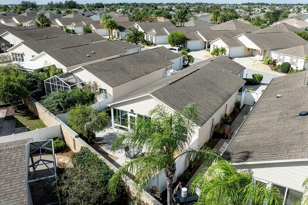 Image 27 of 31 For 852 Sapphire Place