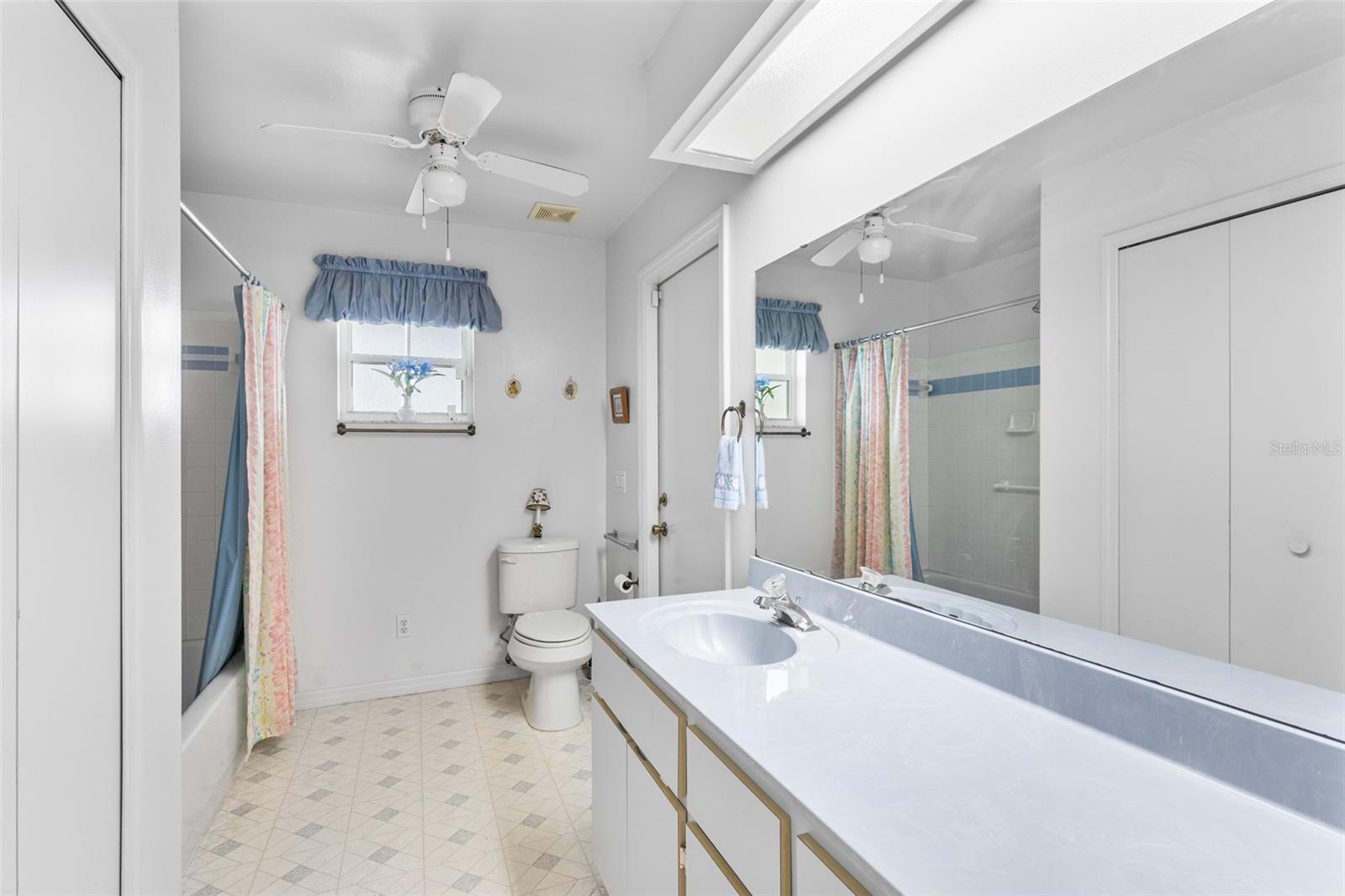 Image 19 of 28 For 5606 Laver Street